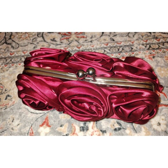 EUC! Lulu Townsend Red Satin Rosette Clutch Handbag w/Clasp Closure - Picture 2 of 6